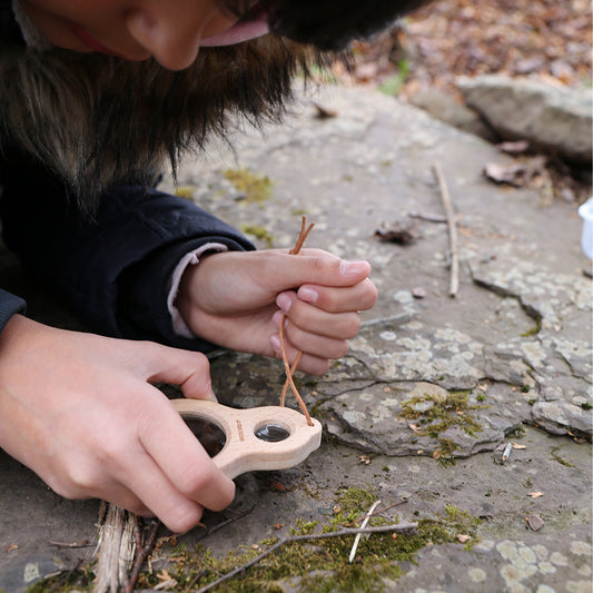 kikkerland dual magnifying glass